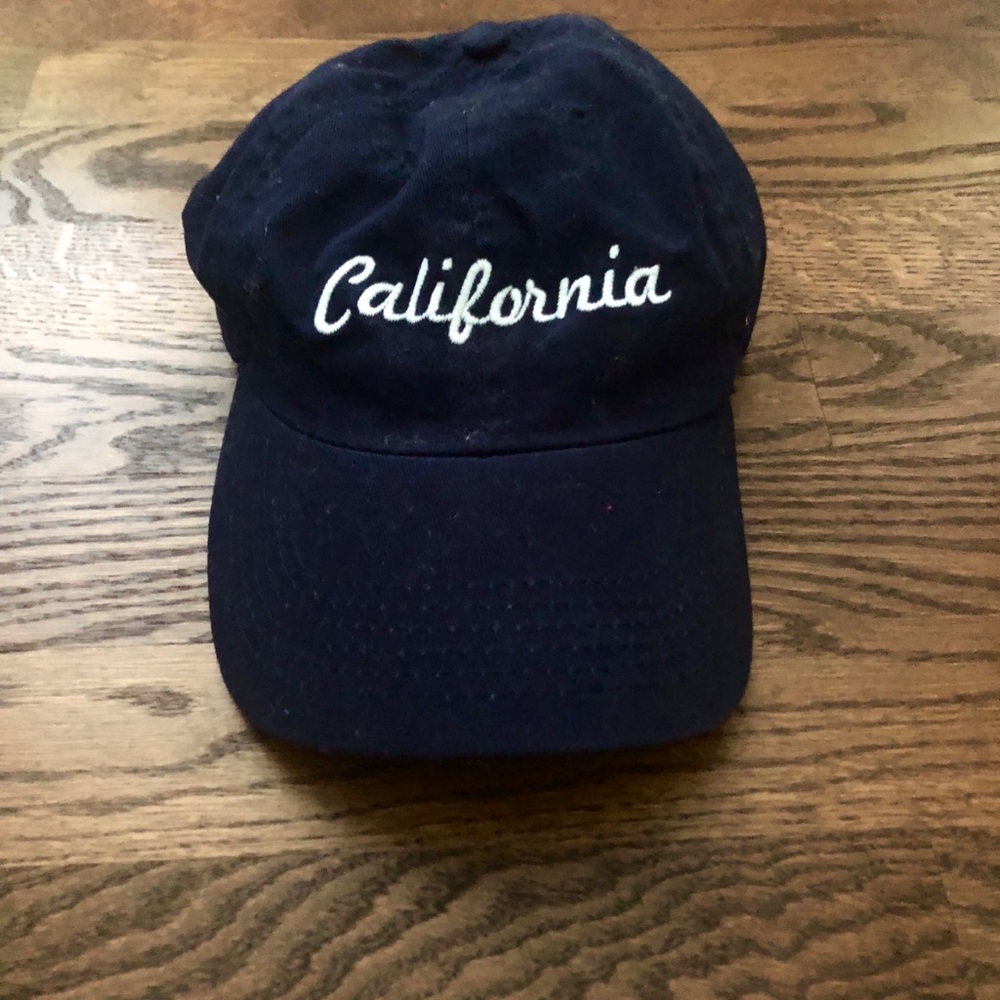 Brandy Melville baseball cap